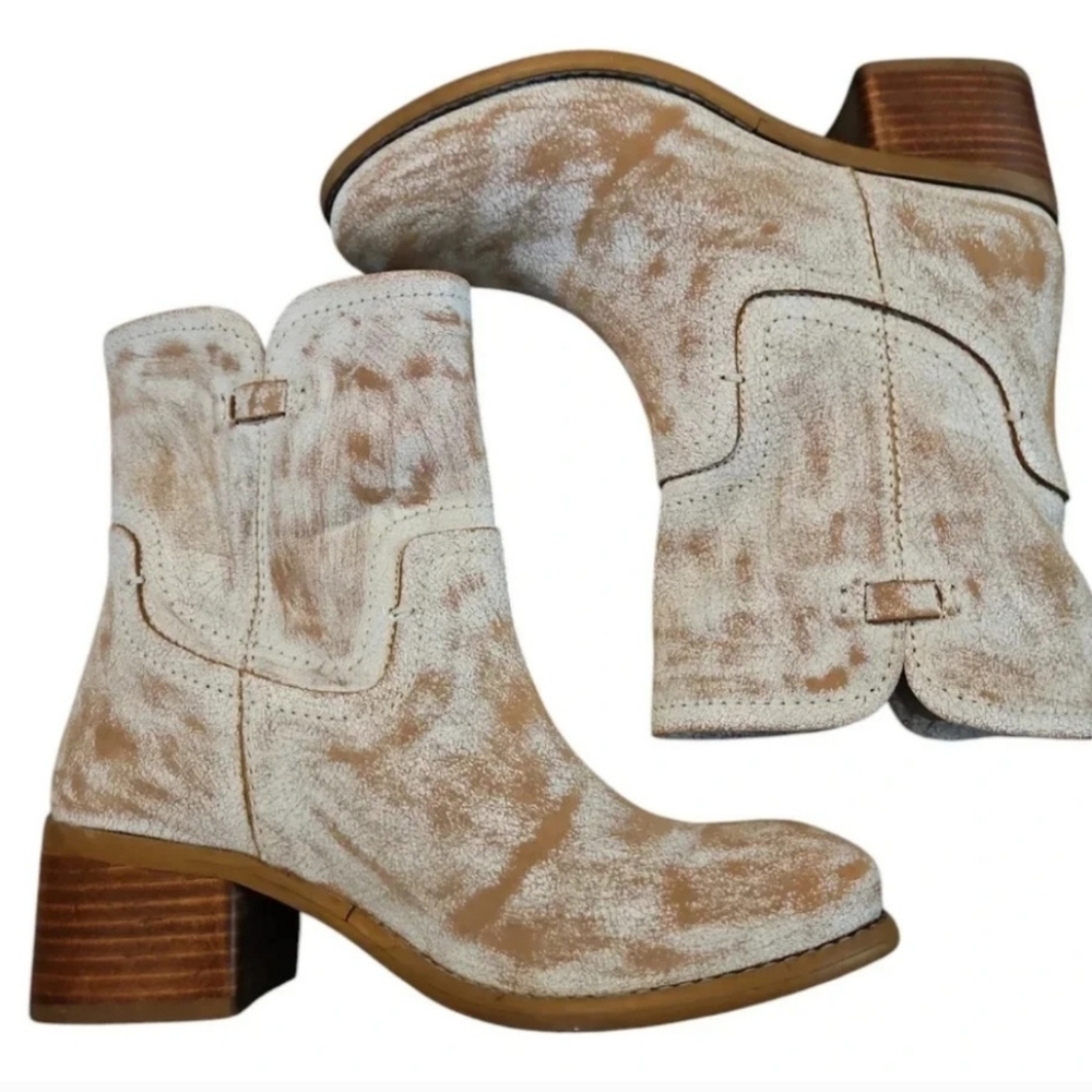 Diba True Whitewash Boho Chic Cowgirl Rustic Distressed Look boots Sz 9 - Picture 3 of 3